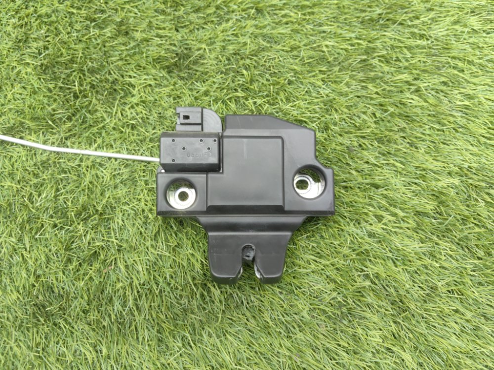 Замок багажника, 4000 рублей, Красноярск