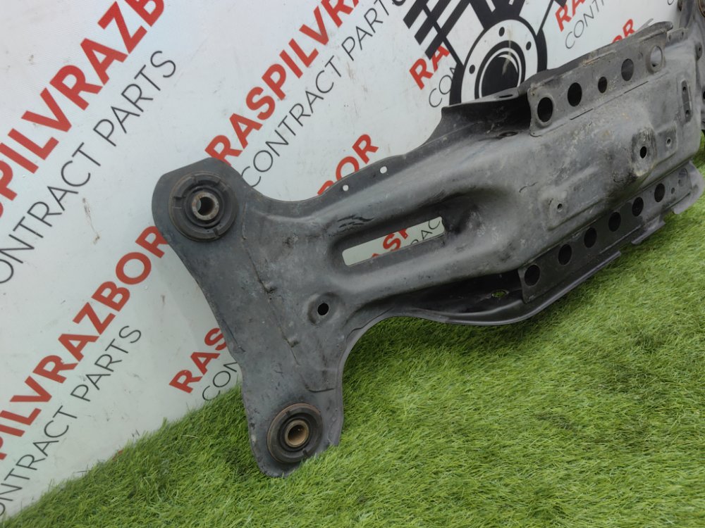 балка поперечная, 15000 рублей, Красноярск