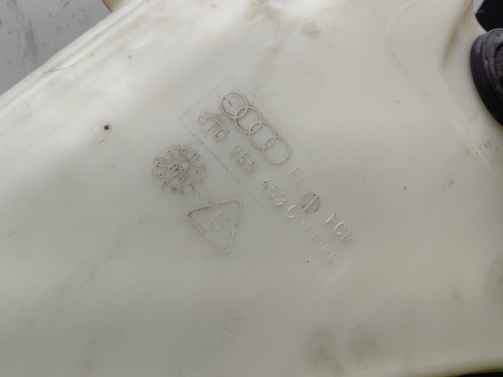 Бачок стеклоомывателя, 2000 рублей, Красноярск