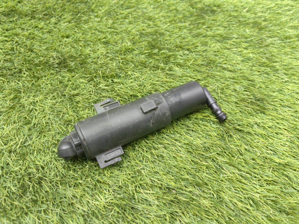 Форсунка омывателя фар, 2000 рублей, Красноярск