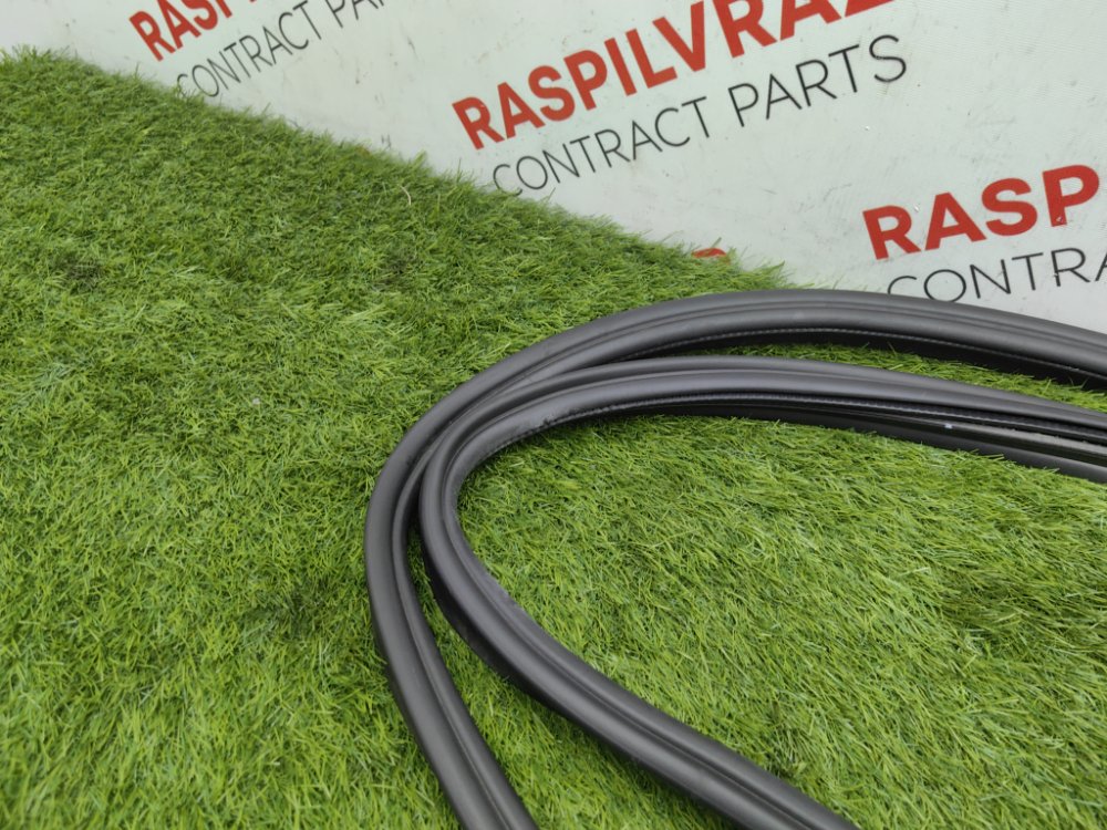 уплотнитель двери багажника, 2000 рублей, Красноярск