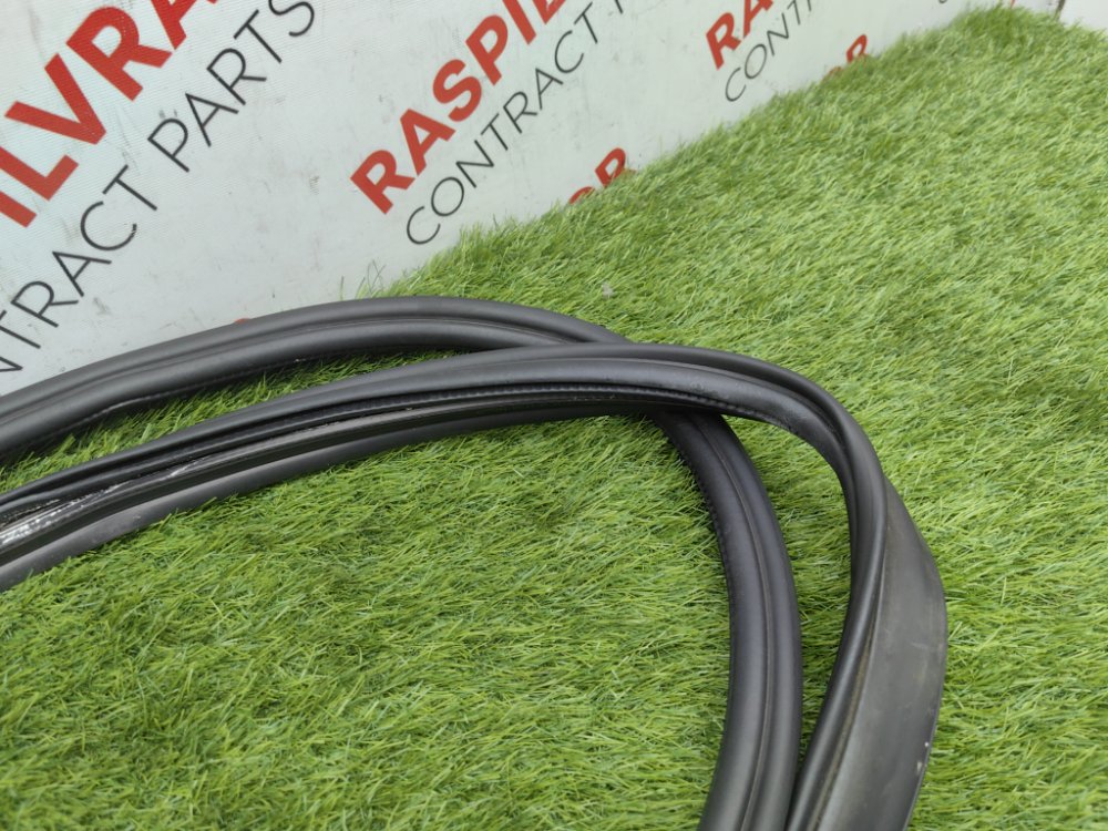 уплотнитель двери багажника, 2000 рублей, Красноярск