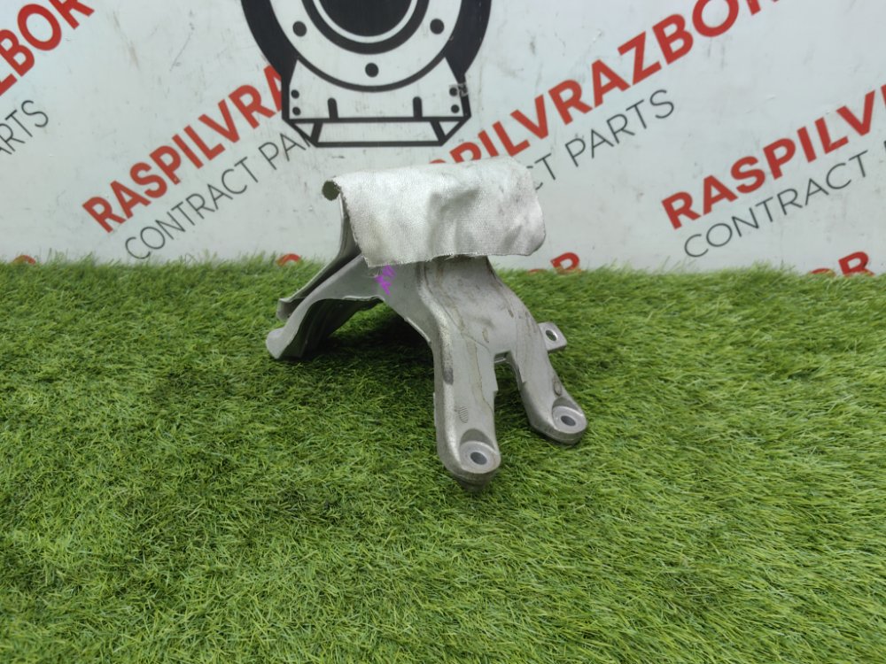 Кронштейн двигателя, 2000 рублей, Красноярск