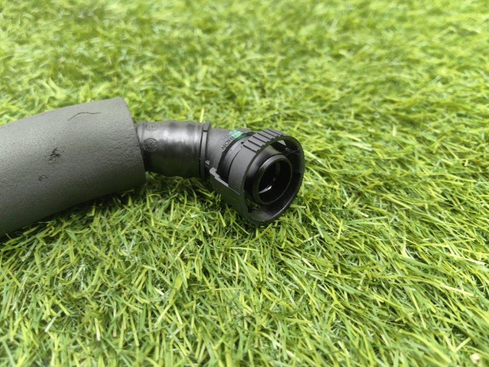 патрубок картерных газов, 1500 рублей, Красноярск