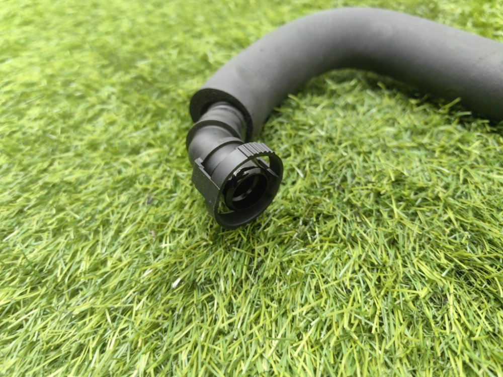 патрубок картерных газов, 1500 рублей, Красноярск