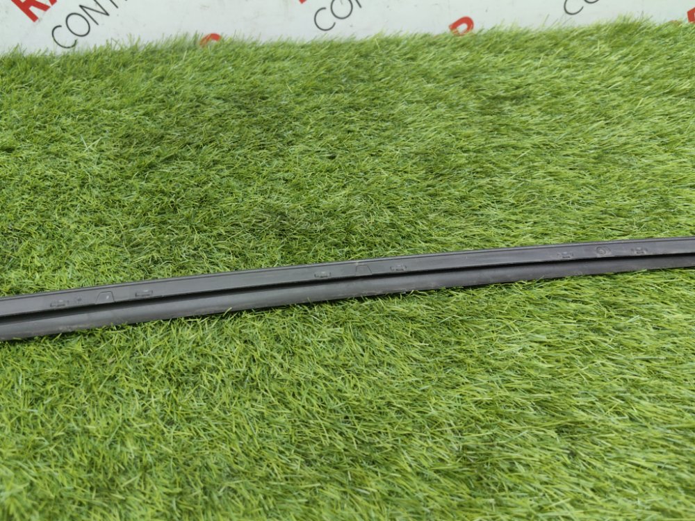 Молдинг лобового стекла, 2000 рублей, Красноярск