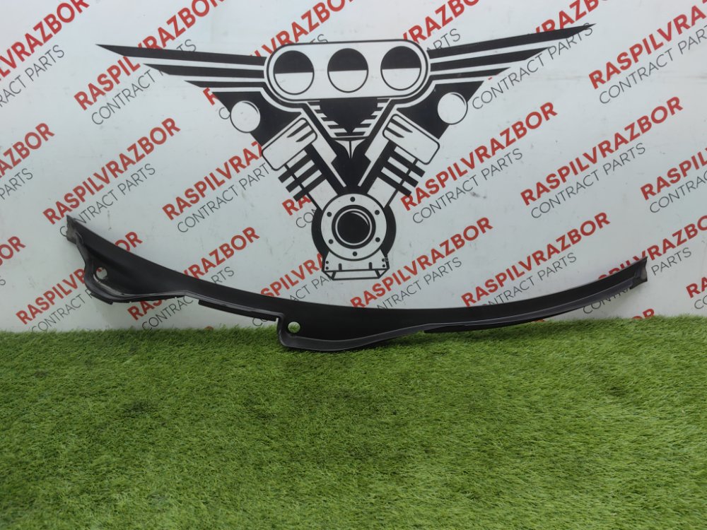 решетка, жабо под дворники, 1500 рублей, Красноярск