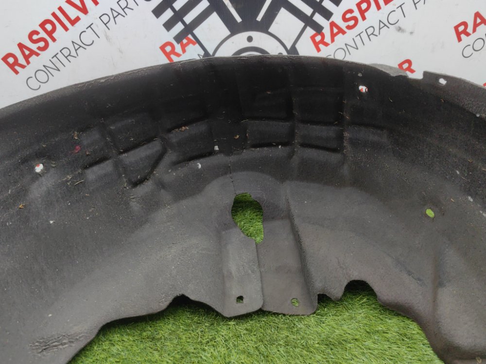 Подкрылок, 2000 рублей, Красноярск