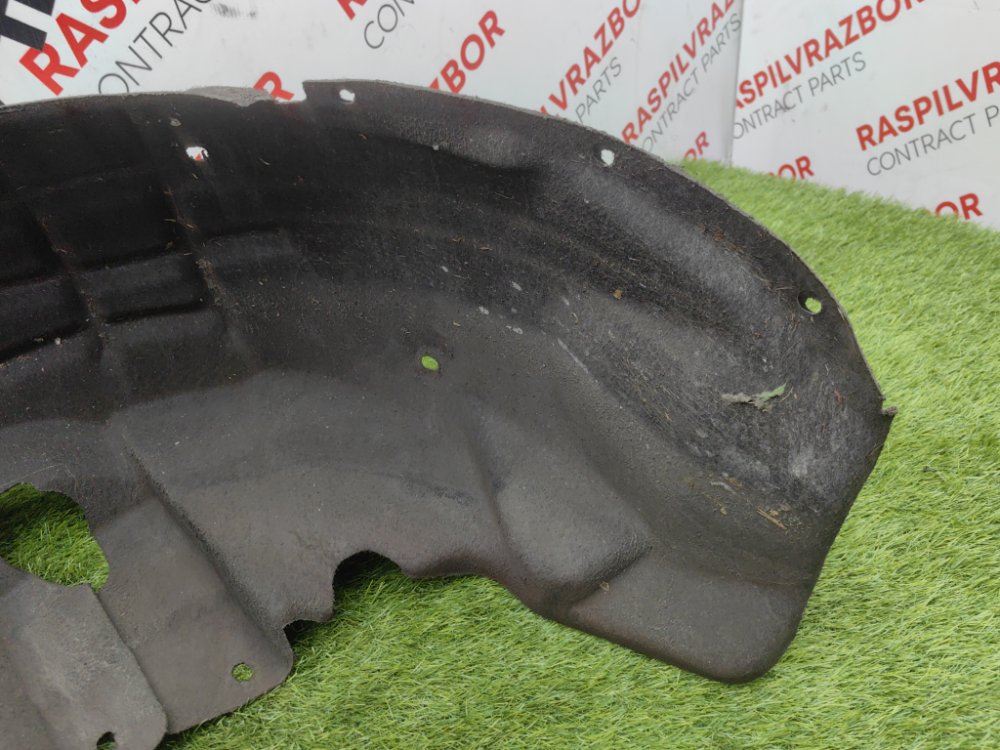 Подкрылок, 2000 рублей, Красноярск