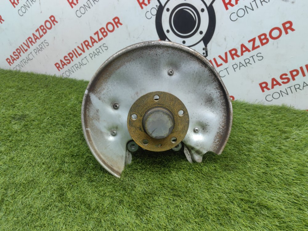 Кулак поворотный, 5000 рублей, Красноярск