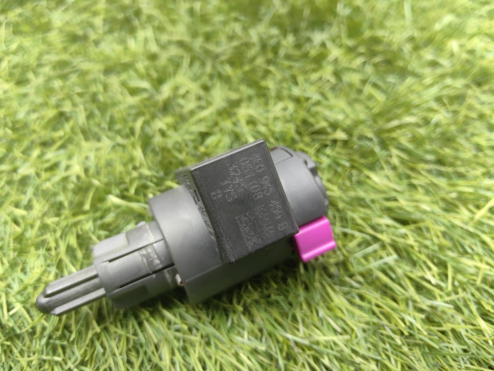 концевик под педаль тормоза, 1500 рублей, Красноярск