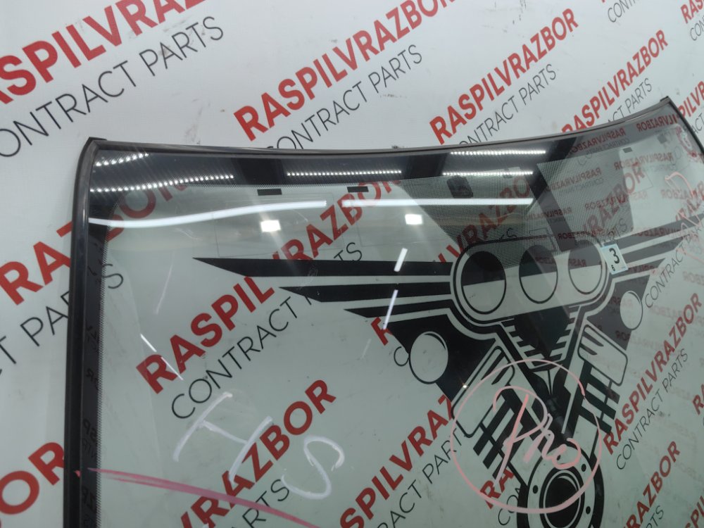 Стекло лобовое, 25000 рублей, Красноярск