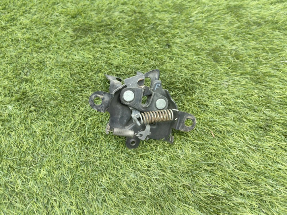 Замок капота, 3000 рублей, Красноярск