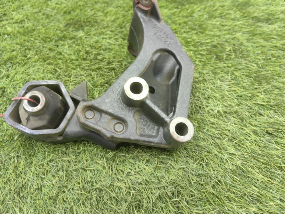 Подушка двигателя, 1500 рублей, Красноярск