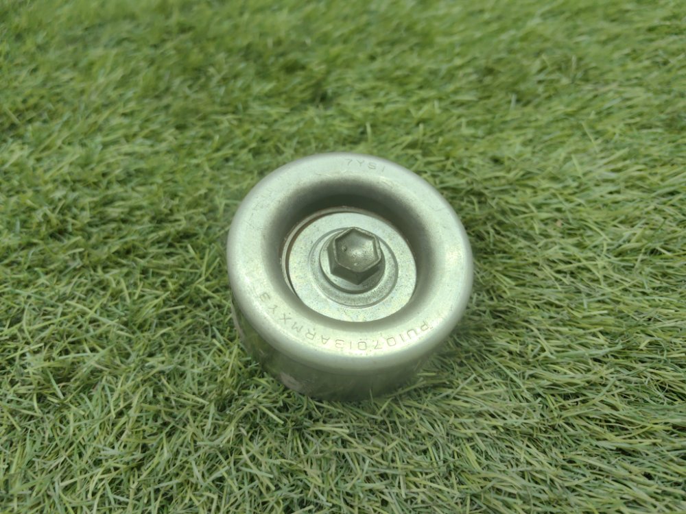 Ролик обводной навесного оборудования, 1000 рублей, Красноярск