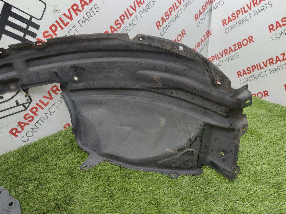 Подкрылок, 4000 рублей, Красноярск