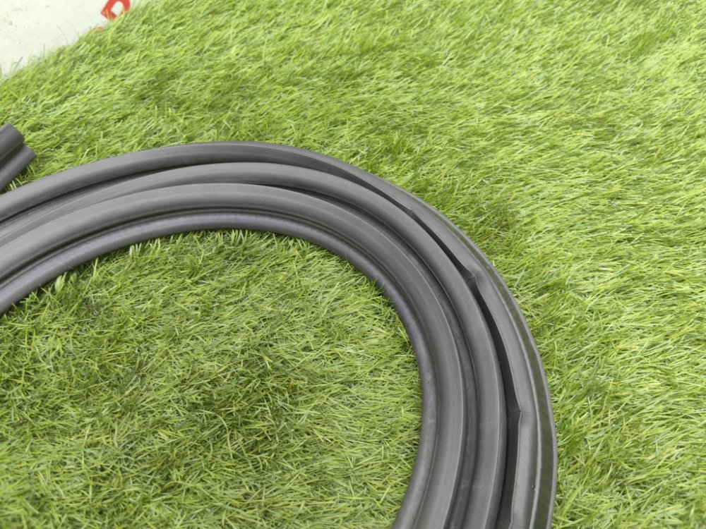 уплотнитель двери багажника, 1500 рублей, Красноярск