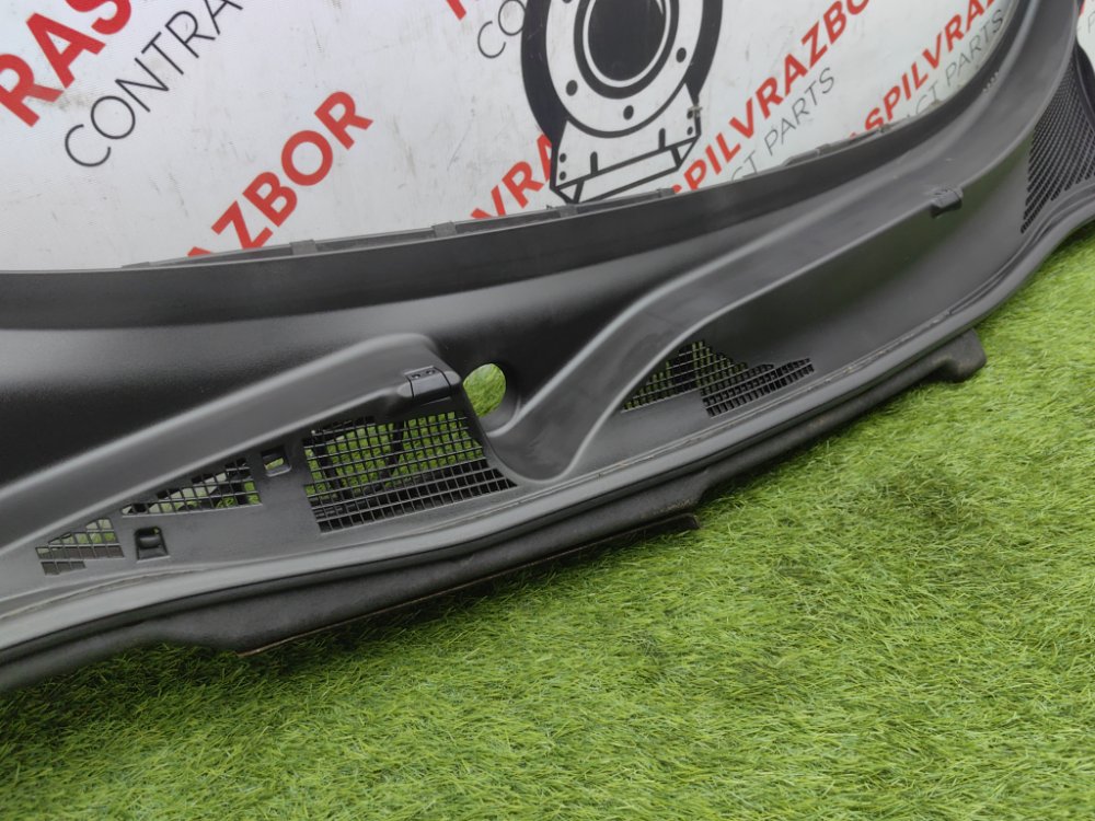 решетка, жабо под дворники, 1500 рублей, Красноярск