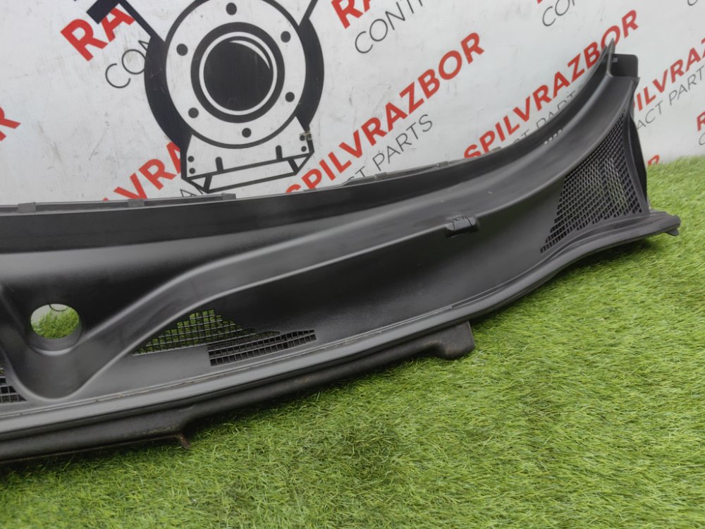 решетка, жабо под дворники, 1500 рублей, Красноярск