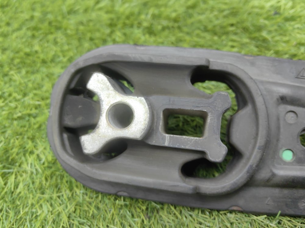 Подушка двигателя, 1100 рублей, Красноярск