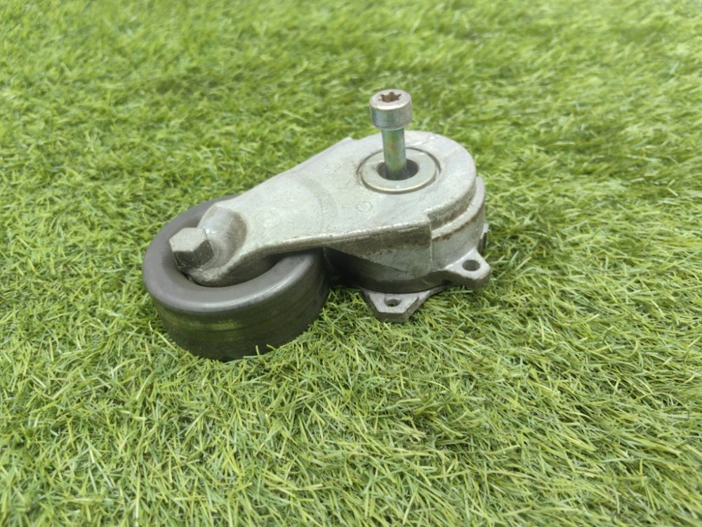 натяжной ролик, 2000 рублей, Красноярск