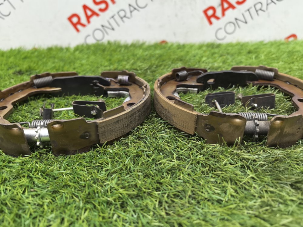 Колодки стояночного тормоза, 3000 рублей, Красноярск