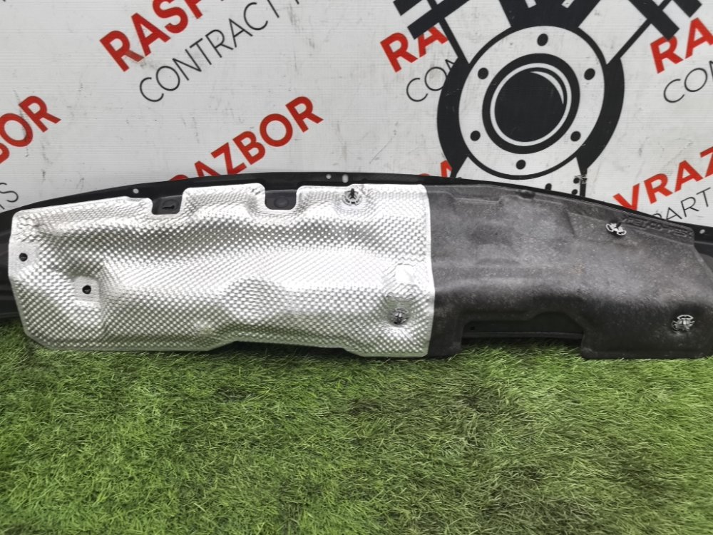 решетка, жабо под дворники, 1500 рублей, Красноярск