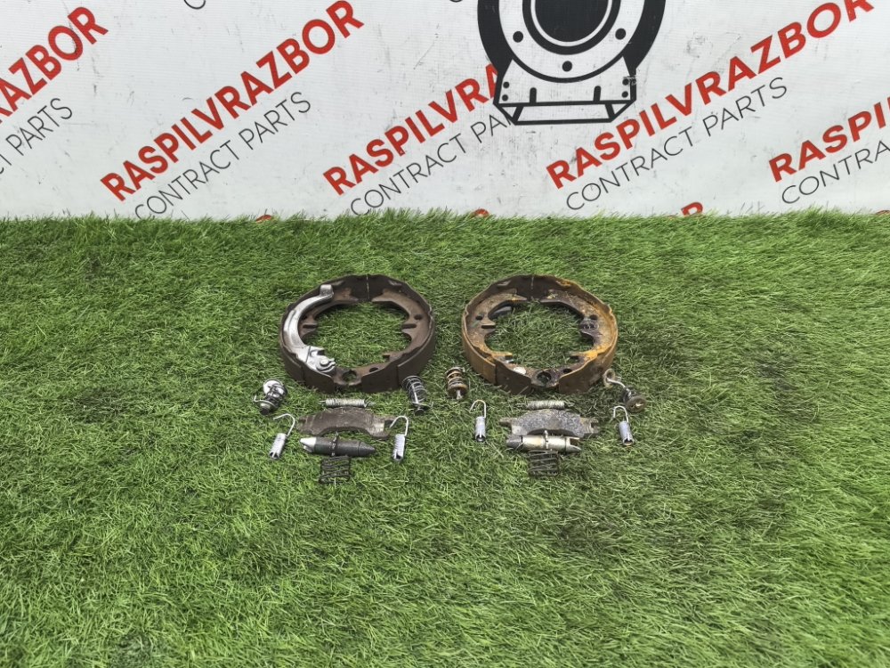 Колодки стояночного тормоза, 3000 рублей, Красноярск