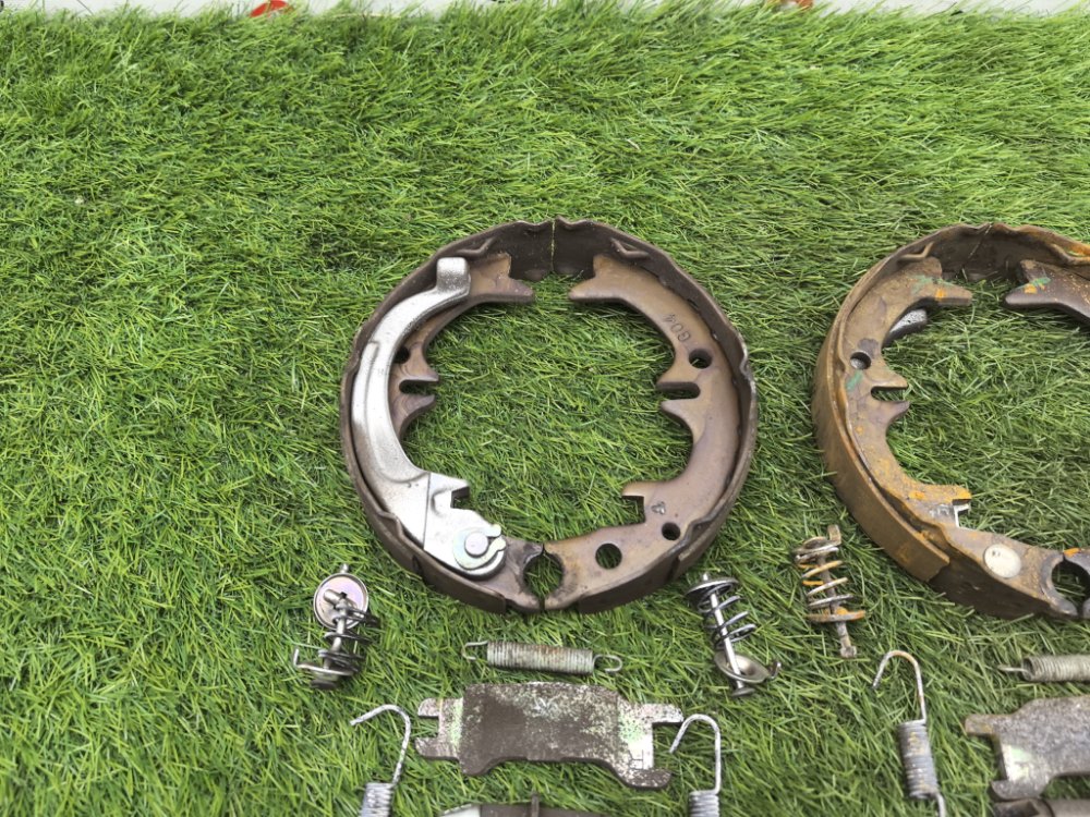 Колодки стояночного тормоза, 3000 рублей, Красноярск