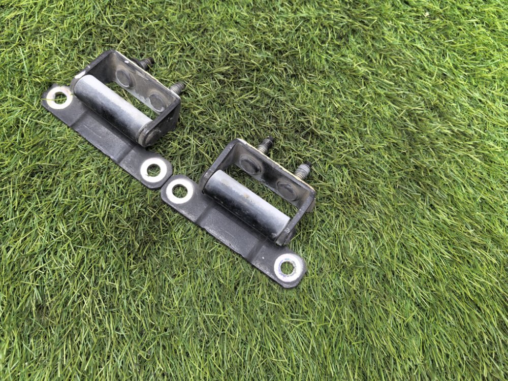 крепление двери багажника, 1500 рублей, Красноярск