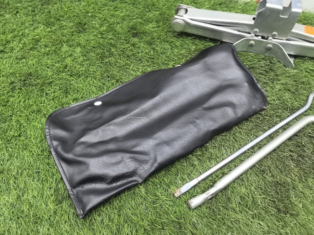 Домкрат, 6000 рублей, Красноярск