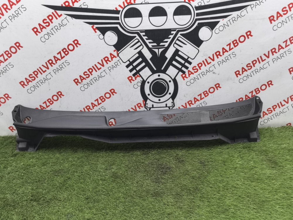 решетка, жабо под дворники, 2000 рублей, Красноярск