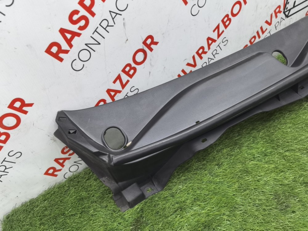 решетка, жабо под дворники, 2000 рублей, Красноярск