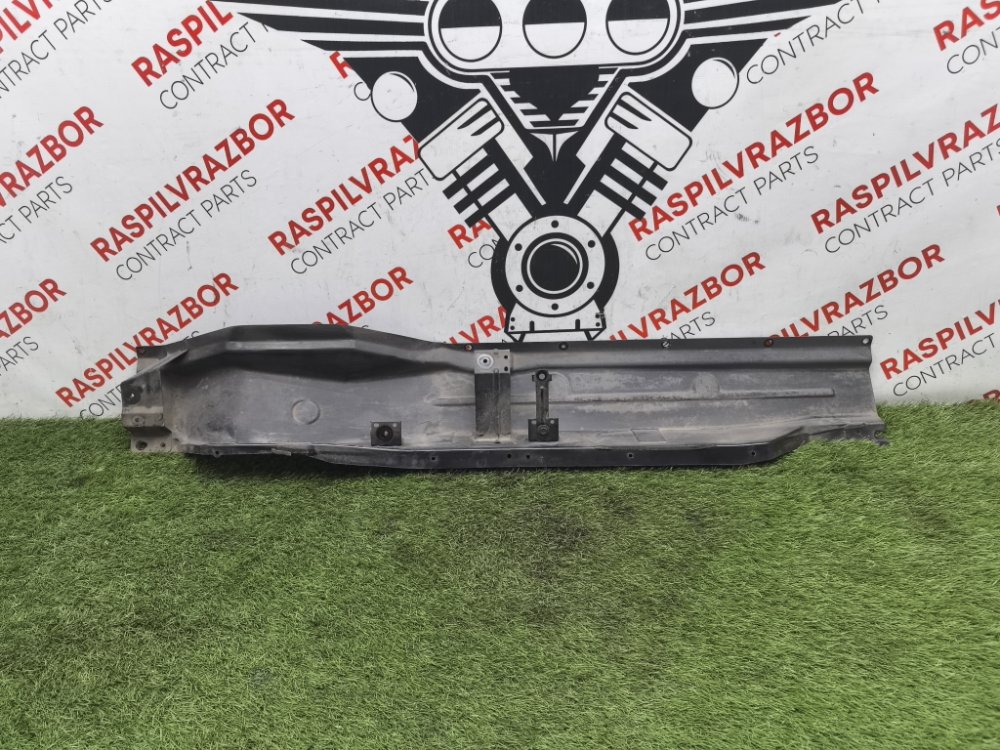 решетка, жабо под дворники, 9000 рублей, Красноярск