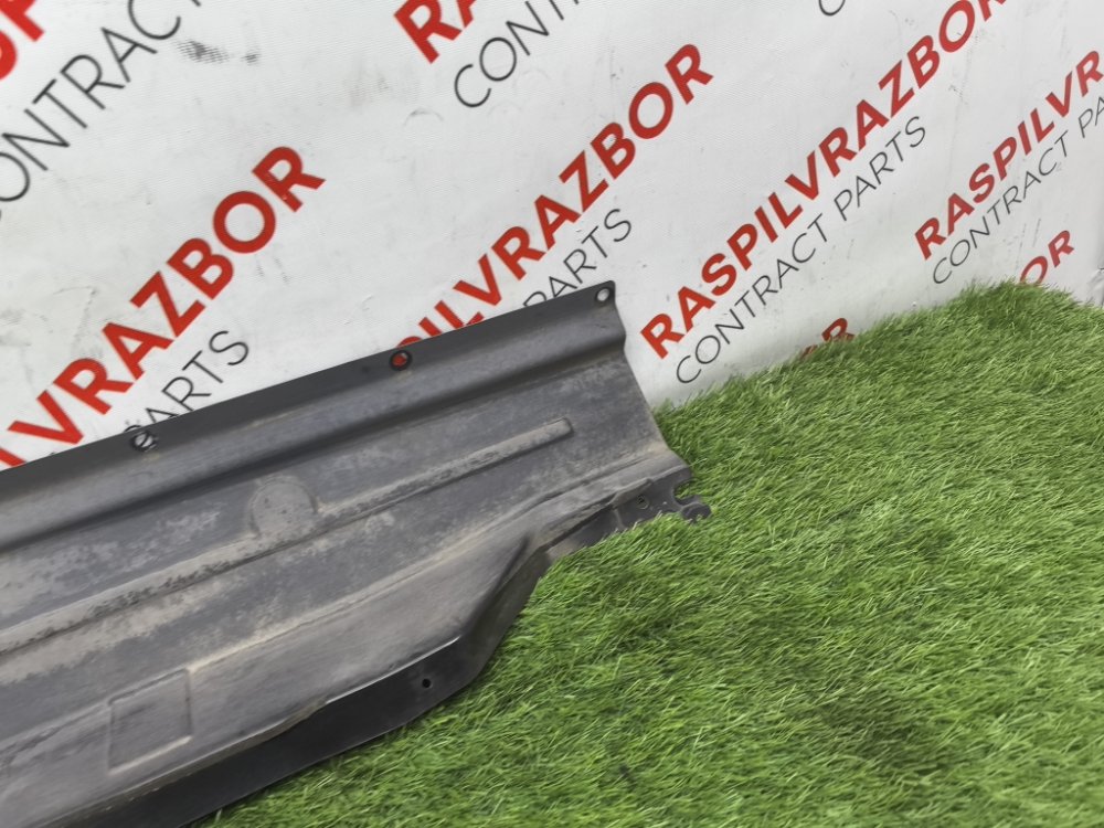 решетка, жабо под дворники, 9000 рублей, Красноярск