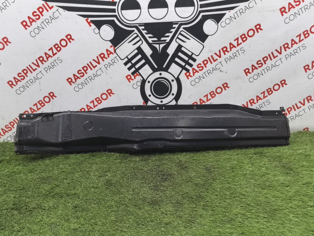 решетка, жабо под дворники, 9000 рублей, Красноярск