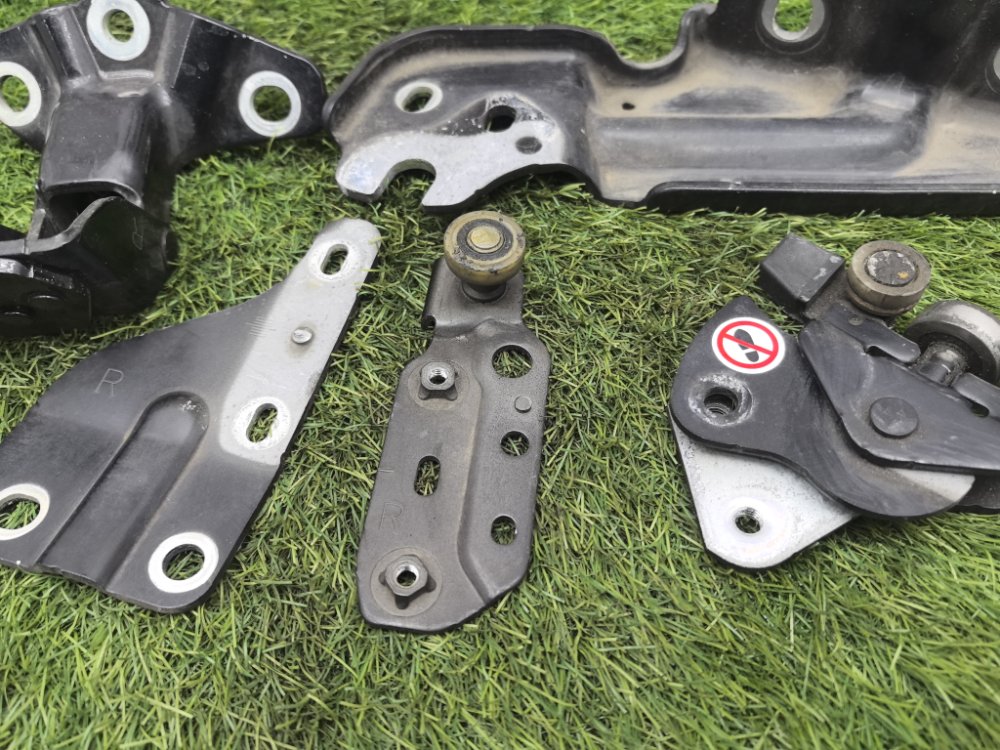 крепление двери, 4500 рублей, Красноярск