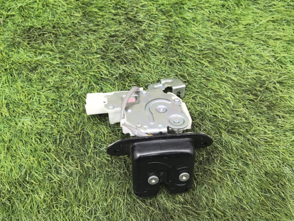 Замок багажника, 4000 рублей, Красноярск