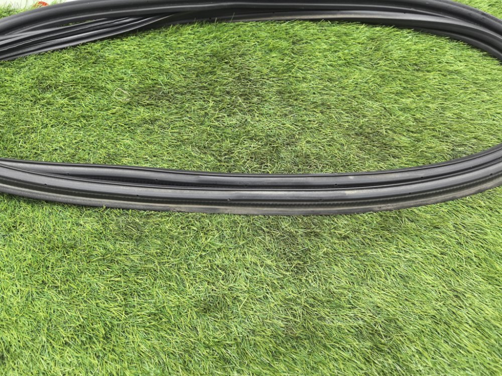 уплотнитель двери багажника, 3500 рублей, Красноярск