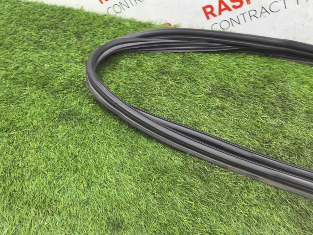 уплотнитель двери багажника, 3500 рублей, Красноярск