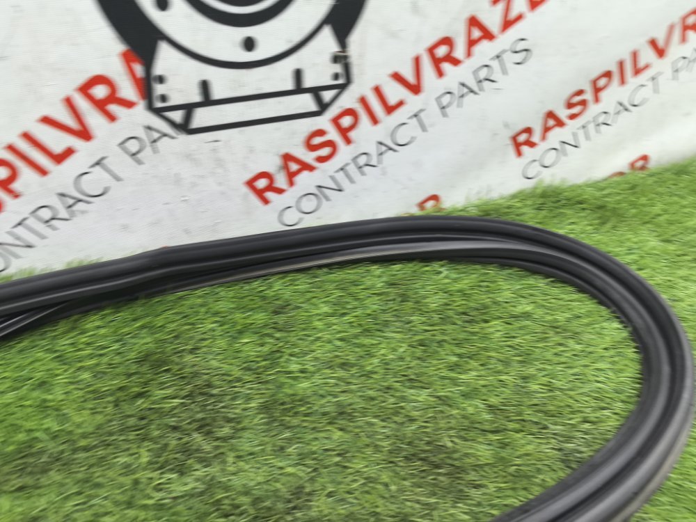 уплотнитель двери багажника, 3500 рублей, Красноярск