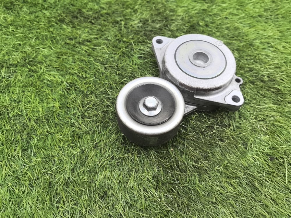 натяжной ролик, 3000 рублей, Красноярск