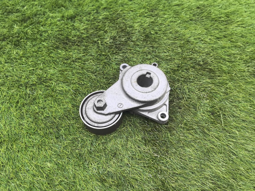 натяжной ролик, 3000 рублей, Красноярск