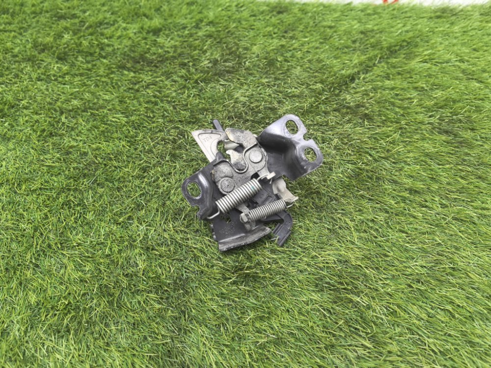 Замок капота, 1000 рублей, Красноярск