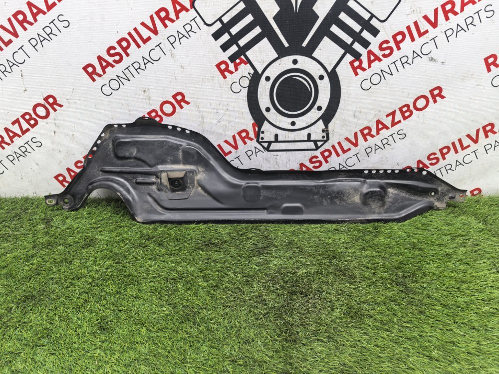 решетка, жабо под дворники, 1500 рублей, Красноярск