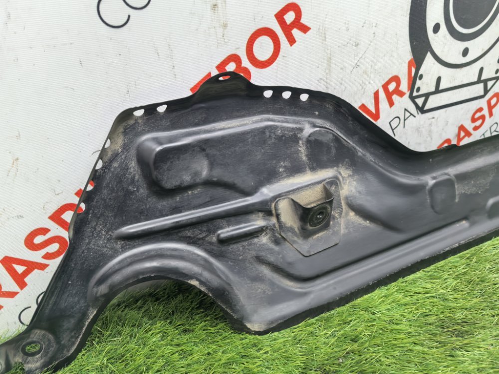 решетка, жабо под дворники, 1500 рублей, Красноярск