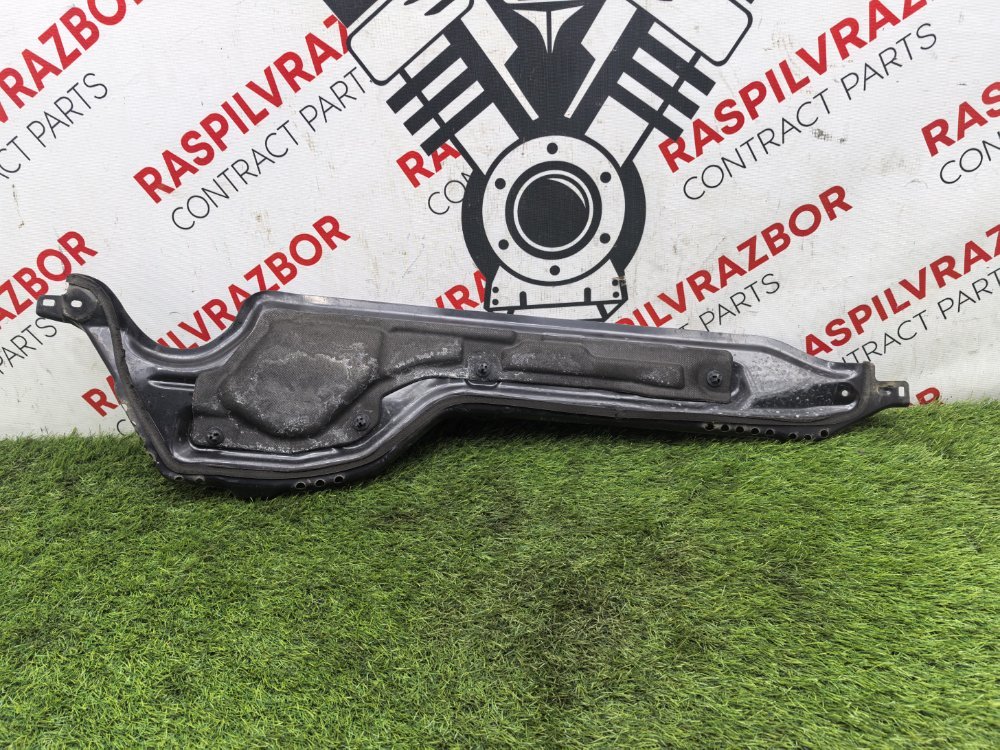 решетка, жабо под дворники, 1500 рублей, Красноярск