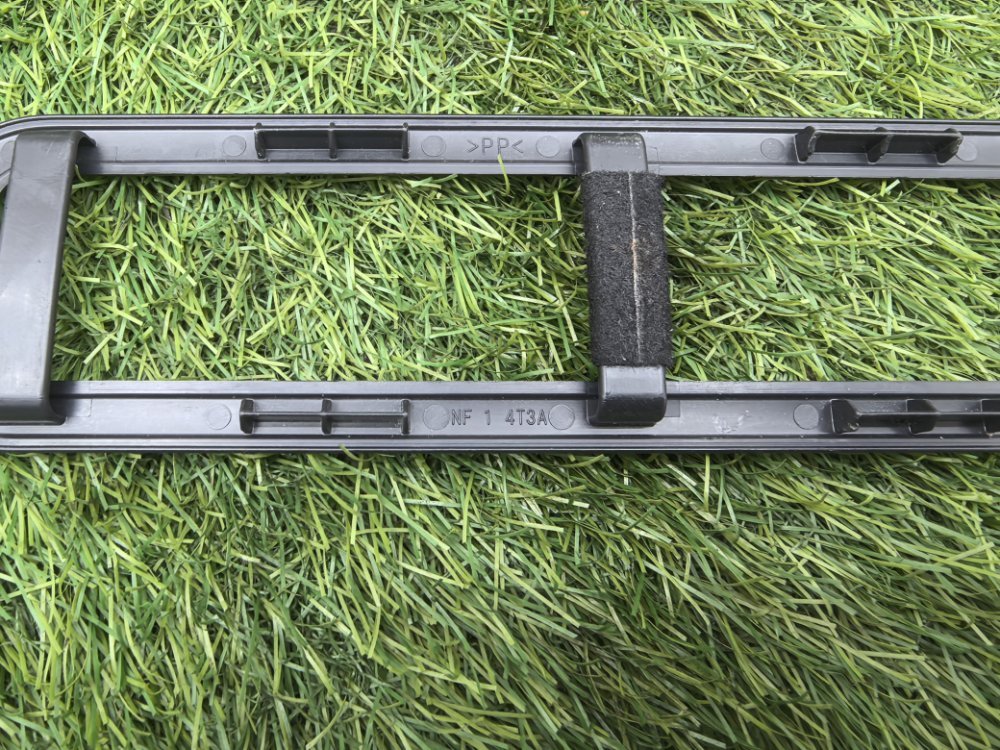 крышка номера кузова, 1000 рублей, Красноярск