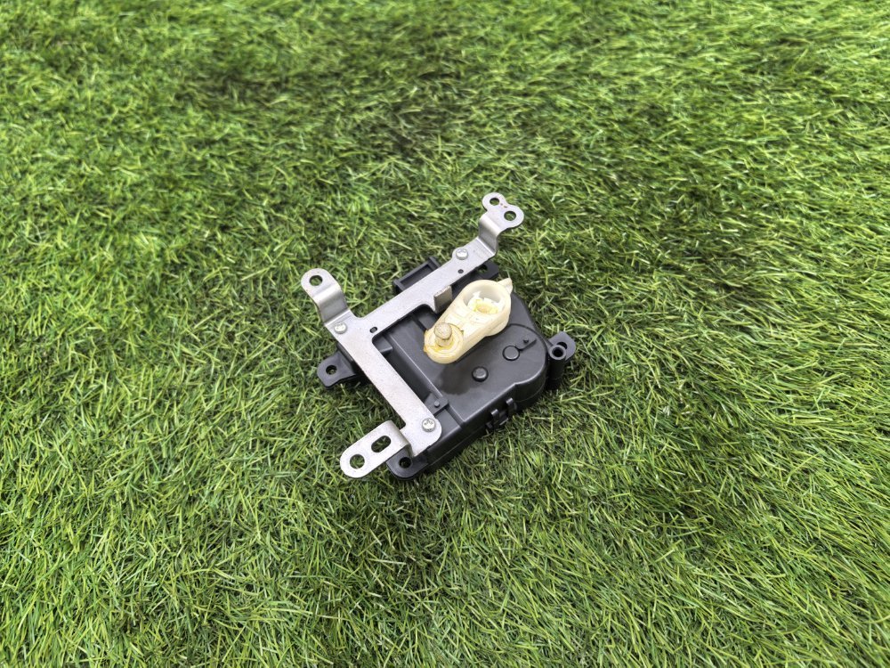 мотор заслонки печки, 1500 рублей, Красноярск