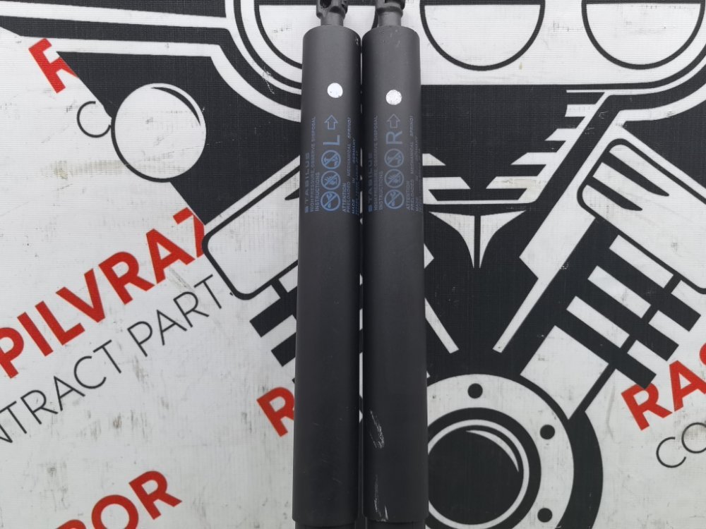 Амортизатор двери багажника, 4000 рублей, Красноярск